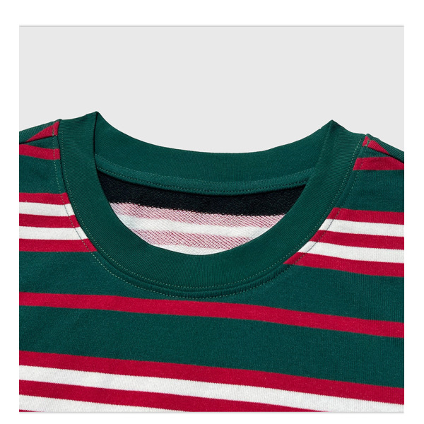 Contrast striped long-sleeved T-shirt with loose round neck 48